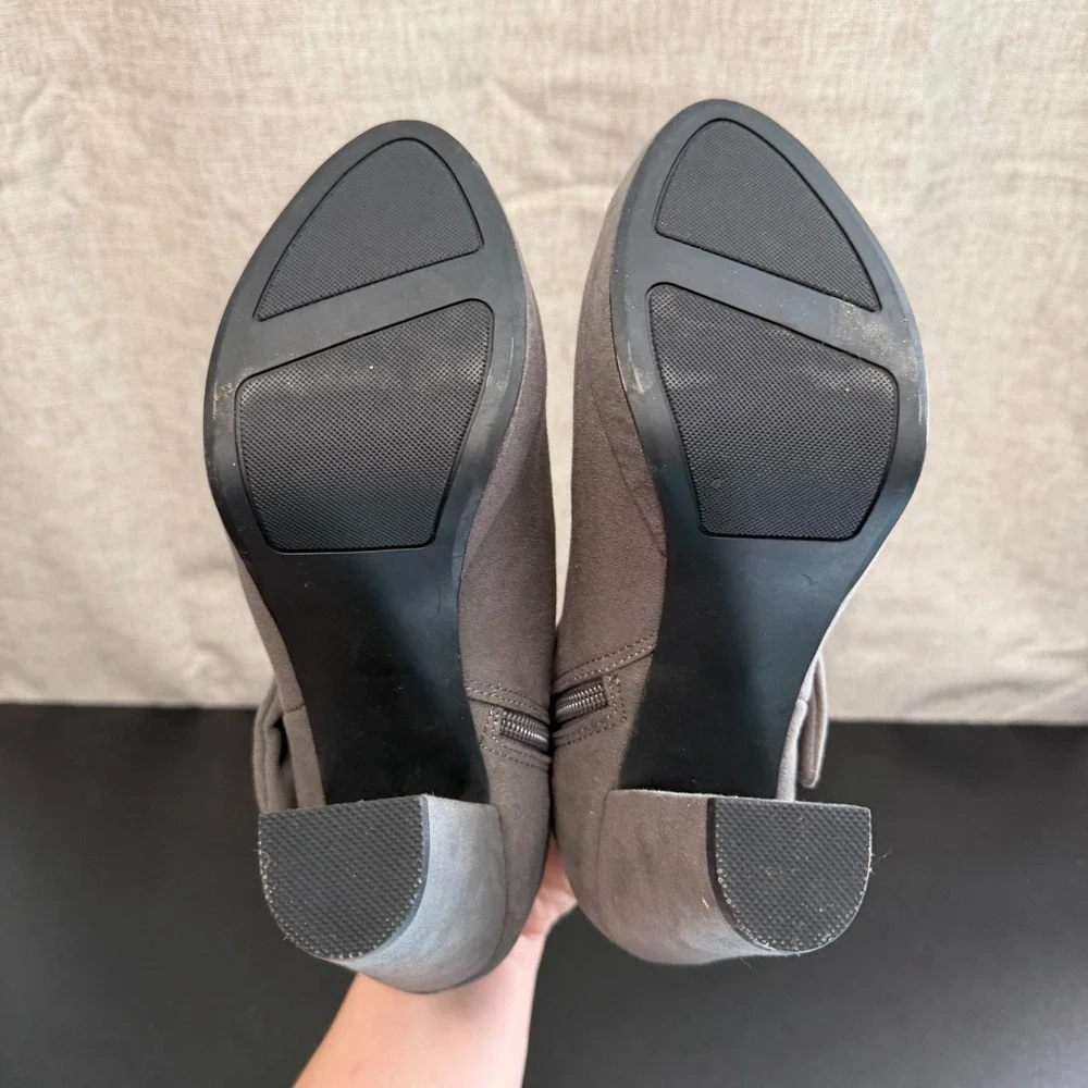 LC‎ Lauren Conrad Ankle Booties Women's 8M Gray Side Bow Block Heel Side Zip Fun